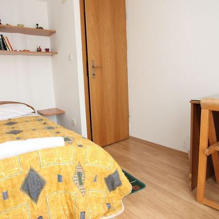 Split Apartments Peric エクステリア 写真