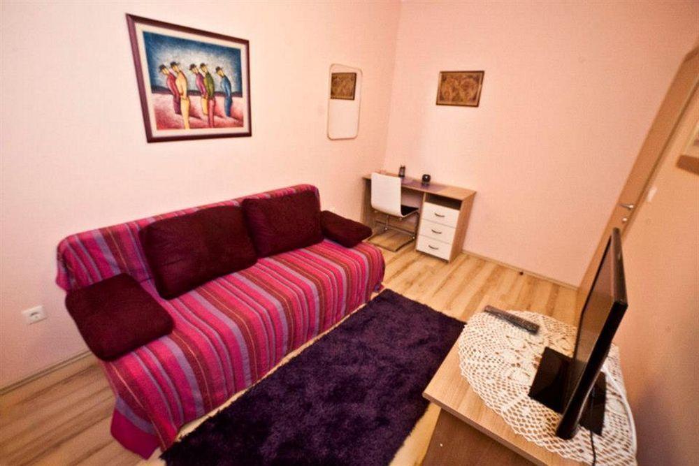 Split Apartments Peric エクステリア 写真