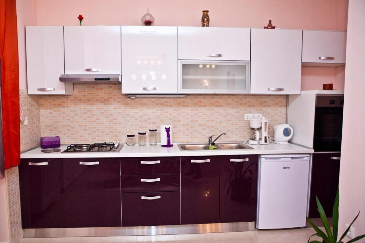 Split Apartments Peric エクステリア 写真